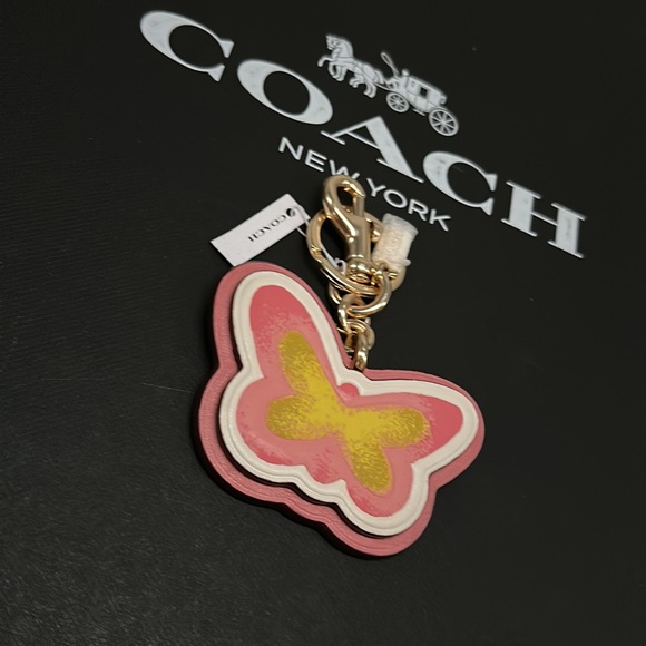 NWT Coach Butterfly Bag Charm Signature Canvas Leather Graphic Keychain FOB 8248 - Picture 5 of 8